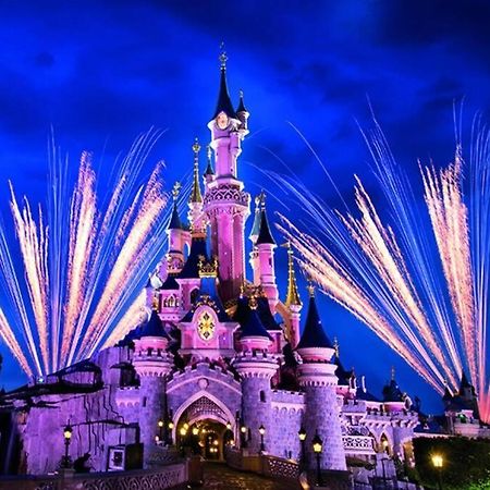 Family Disneyland Apartment Magny-le-Hongre Exteriör bild